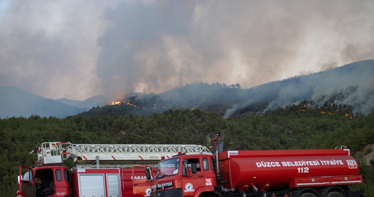 Nie żyje "co najmniej 10 osób". Tragiczny bilans pożaru w Turcji