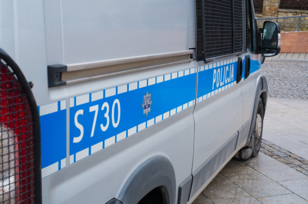 Dramat rodzinny w Chojnie. 20-latek aresztowany za zabójstwo matki i próbę zabójstwa babci