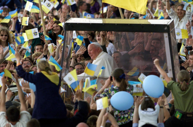 Ukraina uczci Jana Pawła II monetą. Hołd w 25 lat po historycznej wizycie