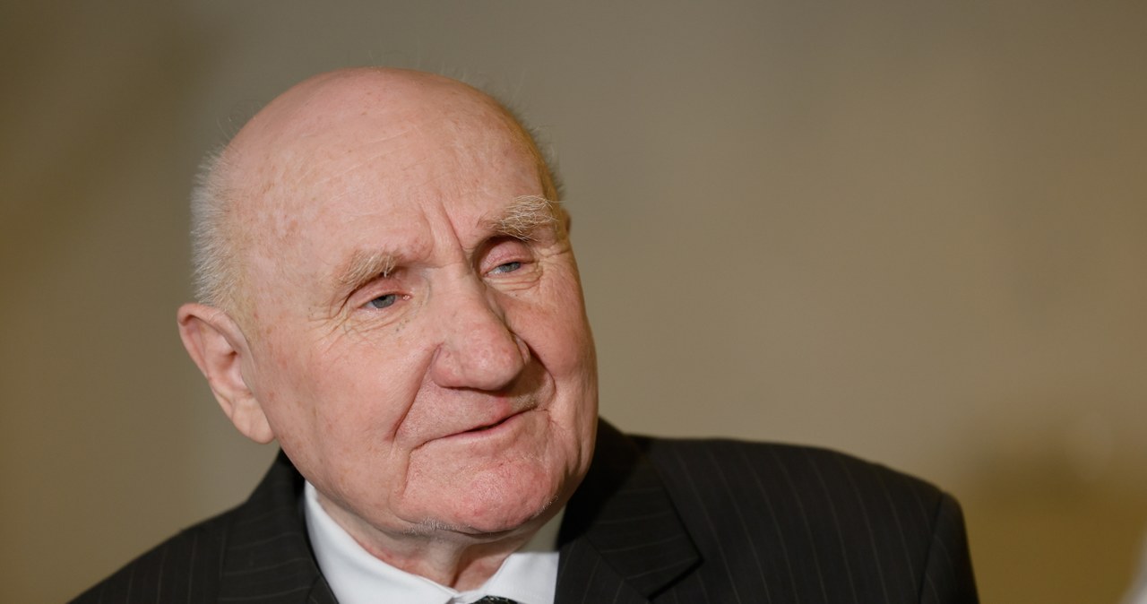 Inspirujący senior znów zmierzył się z maturą. Jak mu poszło?