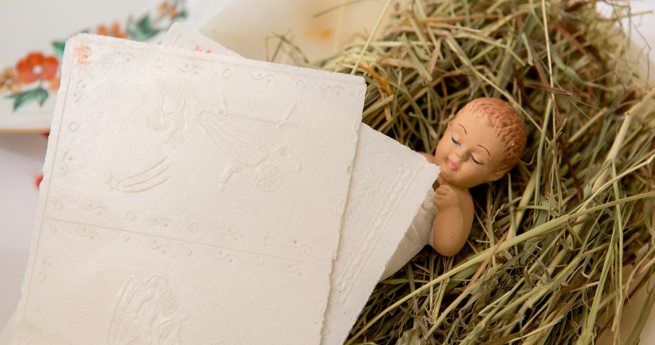 Księża apelują: Nie kupuj opłatka byle gdzie! O czym pamiętać przed Wigilią?