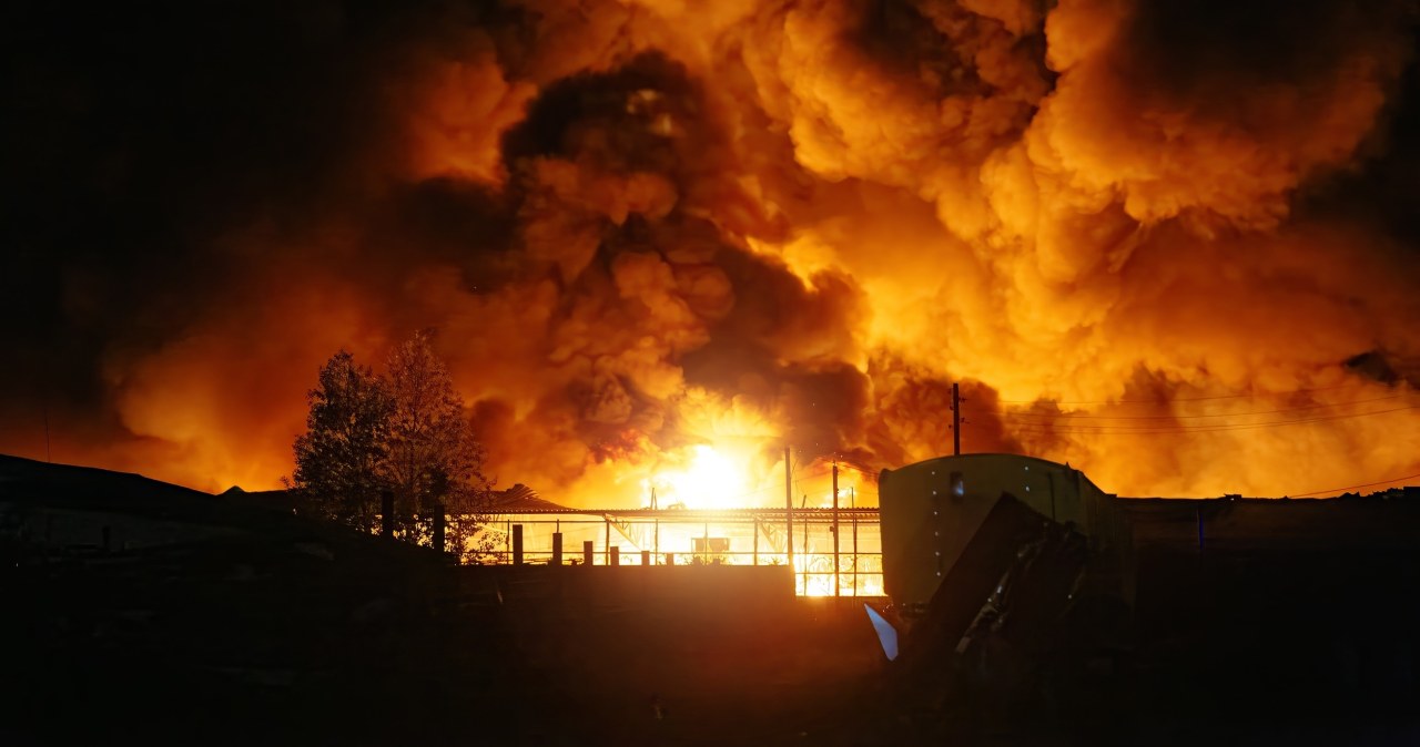 Alarm powietrzny w krajach bałtyckich. Ukraina znów atakuje rosyjski port nad Bałtykiem
