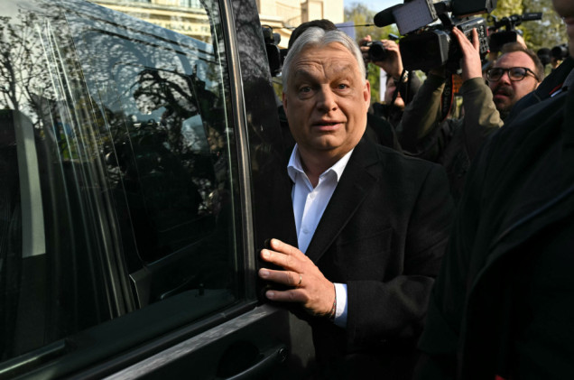 Chińczycy sprowadzą migrantów do Węgier. Zgodę wydał Orban