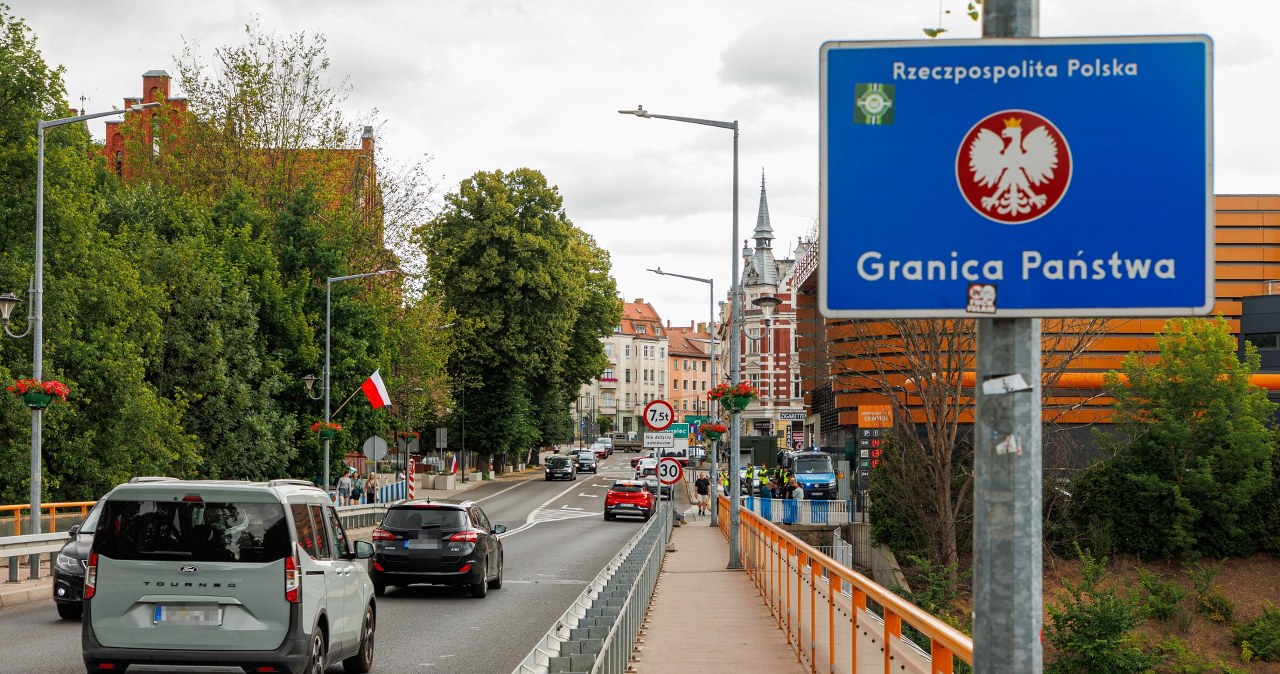 Utrudnienia dla podróżujących do Niemiec. Zamknięto most graniczny