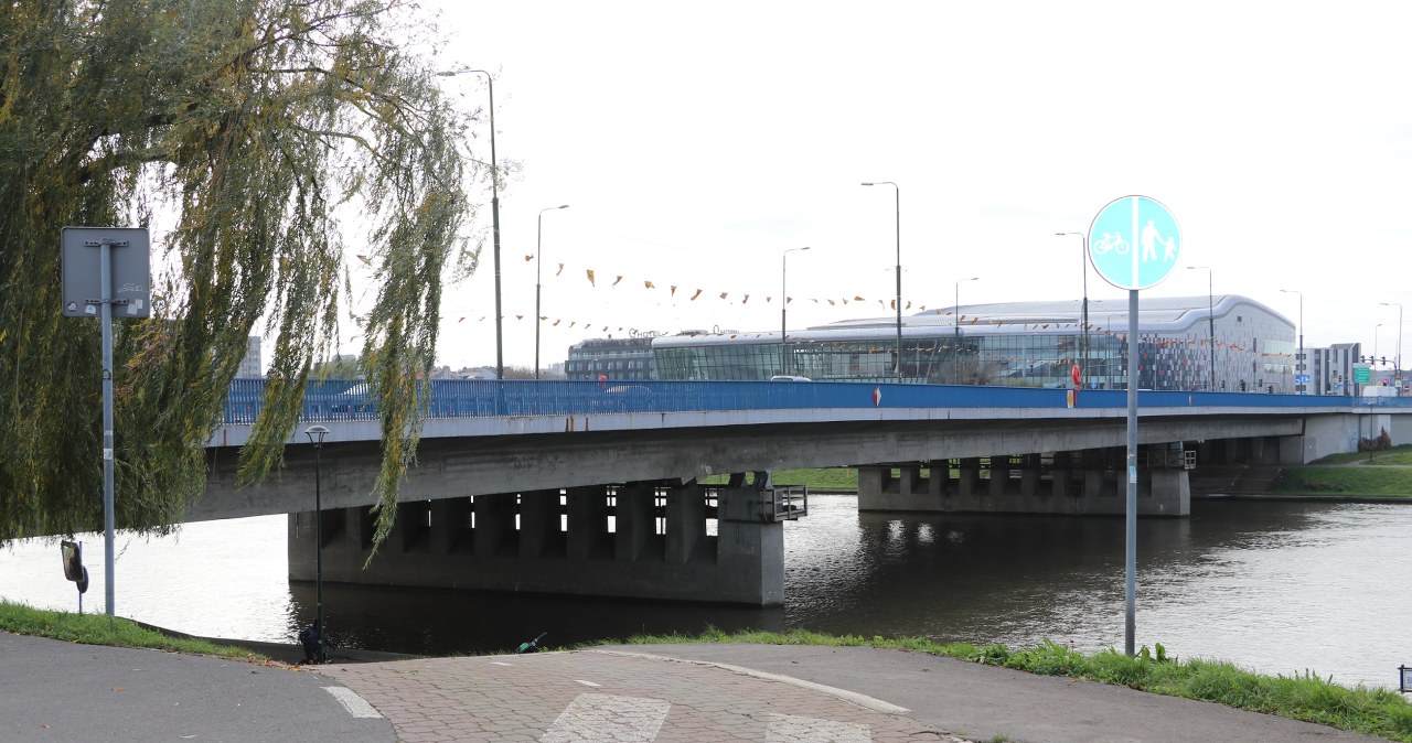 Zmiany w komunikacji miejskiej w Krakowie. Na most Grunwaldzki wracają autobusy