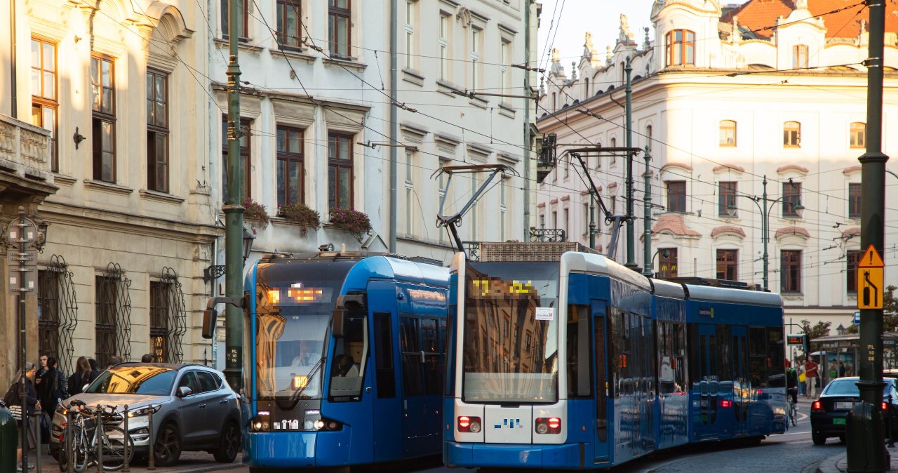 Złamany pantograf w tramwaju. Utrudnienia w Krakowie