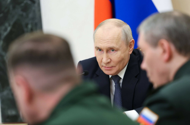 Putin zmienia dowódców. Kreml nie rezygnuje z głównego celu