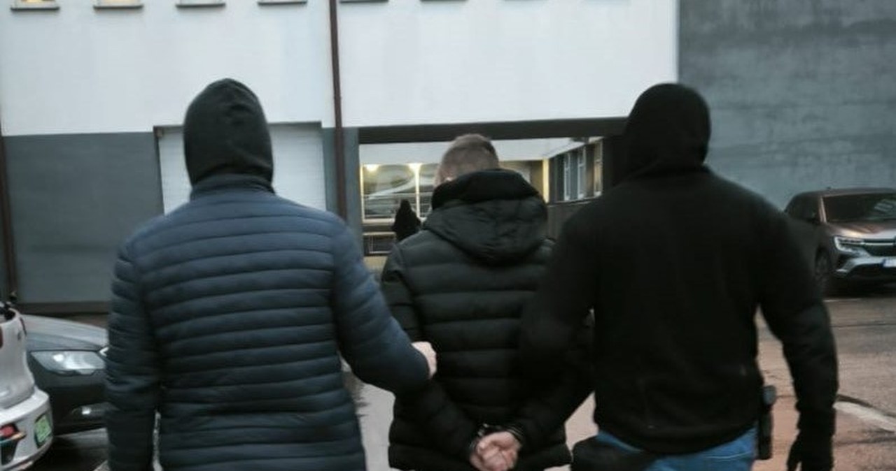 Kolejne uderzenie w pseudokibiców. Zatrzymanie na łódzkich Bałutach