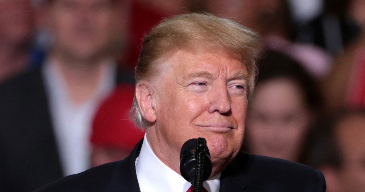 ​Trump wyjawił, kiedy nałoży sankcje na Rosję