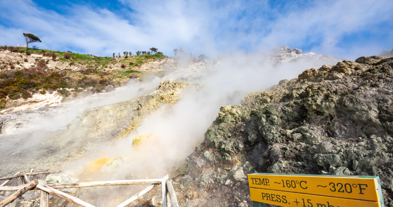 Jeden z najniebezpieczniejszych wulkanów świata. Naukowcy odkryli szczelinę