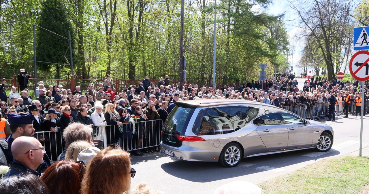 Rozpoczął się pogrzeb Łukasza Litewki [TRANSMISJA]