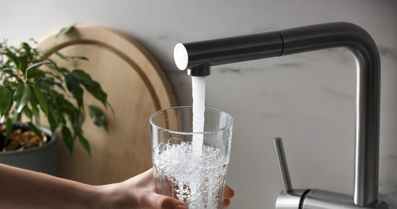 Bakterie w wodociągu. W szkołach i przedszkolach odwołano zajęcia