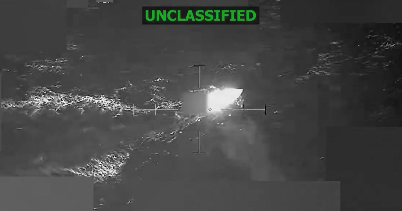 Przeżyli atak USA, powtórnie ich ostrzelano. Dowodzącego akcją nazwano "bohaterem"