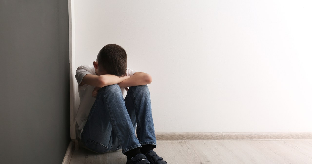 Miał zgwałcić syna partnerki. Dramat ujawniony w szkole