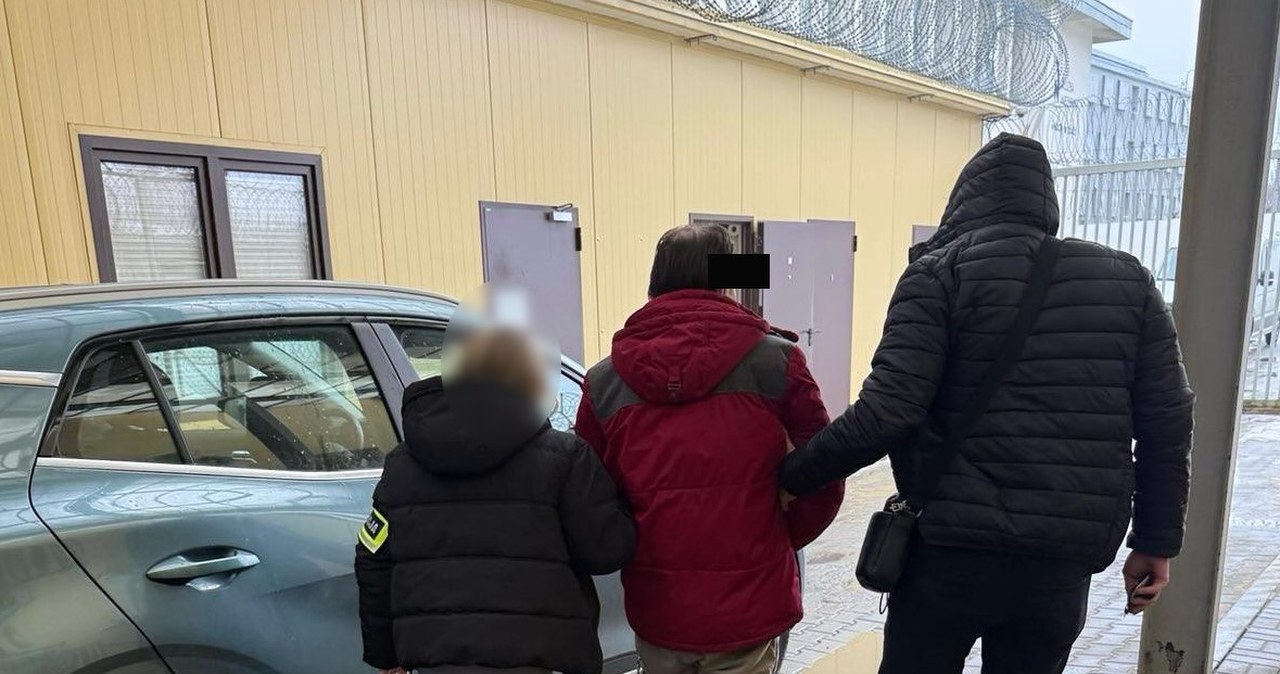 Prokuratura w Łodzi informuje. "Zginął od licznych ciosów maczetą w głowę"