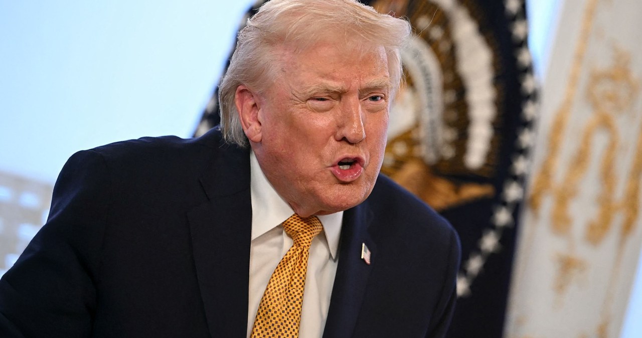 Trump wściekły po Super Bowl. "Afront wobec Ameryki"