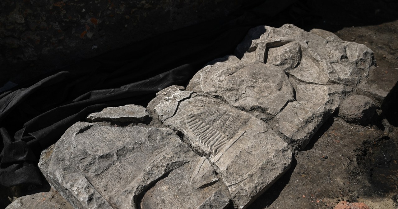 Rewelacyjne odkrycie w centrum Gdańska. Rycerski pochówek z XIII w.