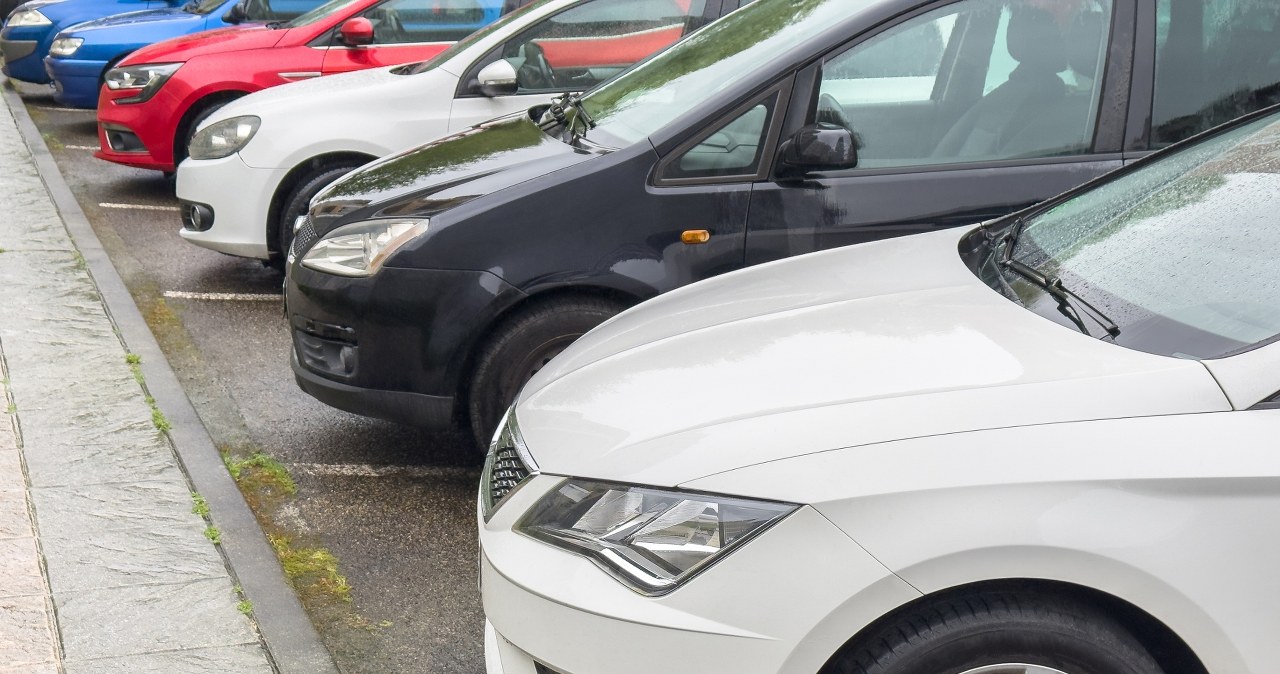 Skarbówka wyprzedaje auta za grosze. Ceny od 1 tys. zł