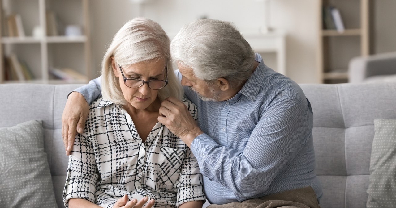 Zadłużenie seniorów wzrosło. Rekordzista ma ponad 96 mln zł do oddania