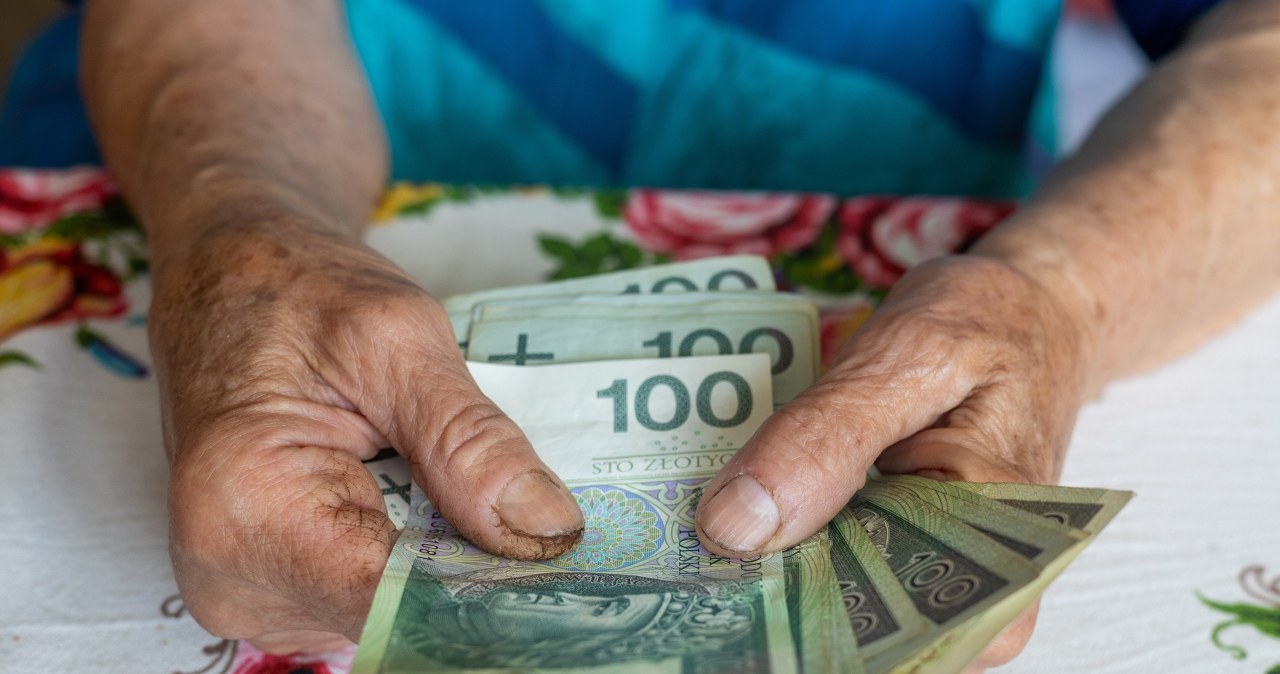 Waloryzacja emerytur 2026 już pewna. Ile zyskają seniorzy?