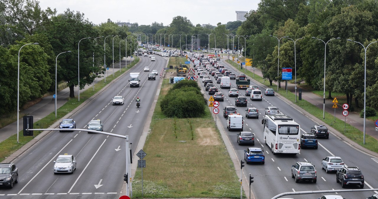 Stołecznych kierowców czekają utrudnienia, m.in. na Wisłostradzie