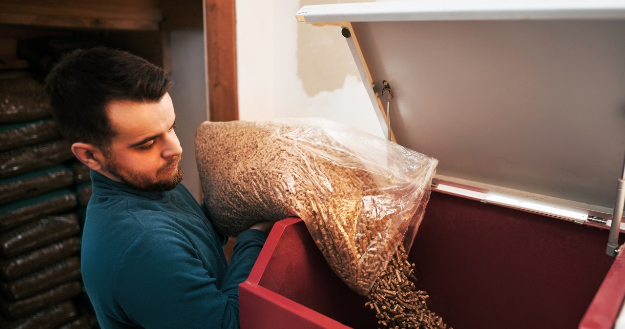 ​Brakuje pelletu w Polsce. Rząd nie wyklucza działań interwencyjnych