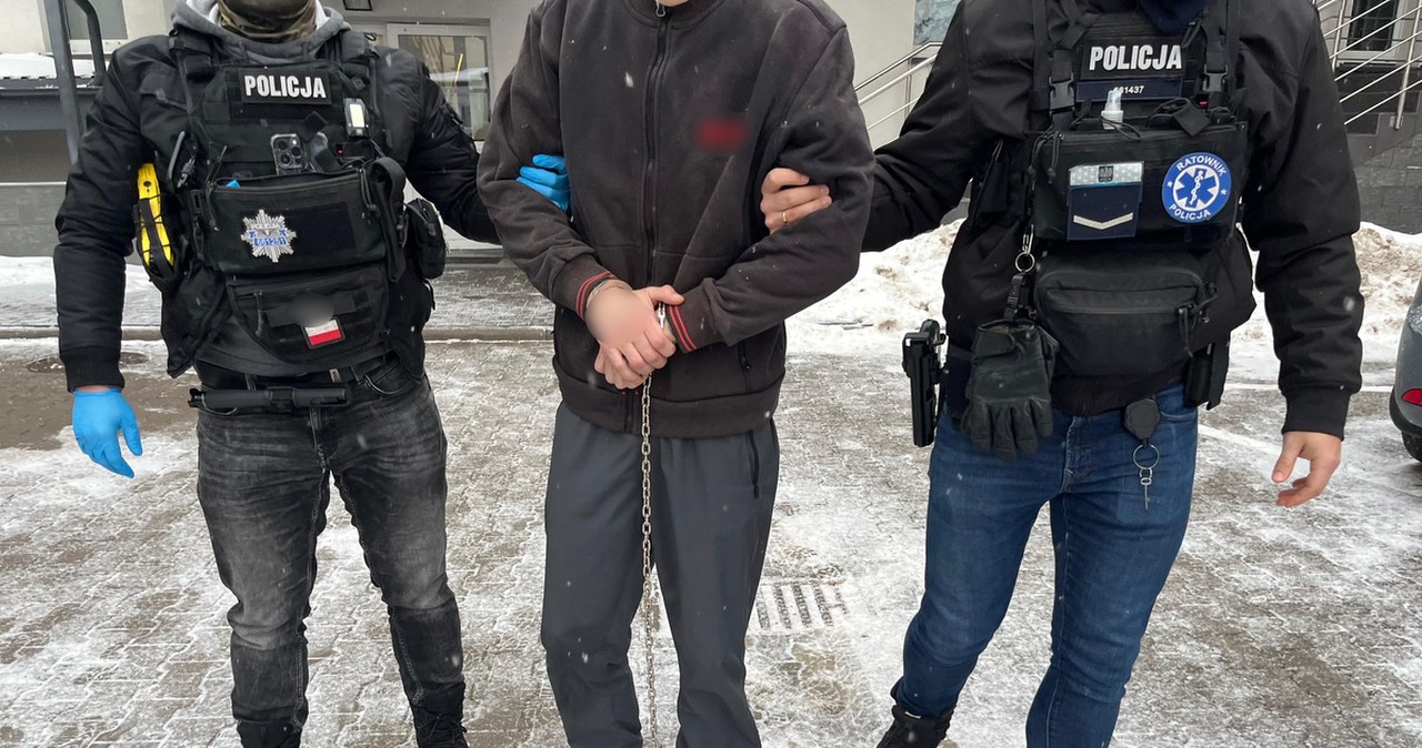 Ukradł puszkę WOŚP, a potem zaatakował policjantów. Co grozi 40-latkowi?