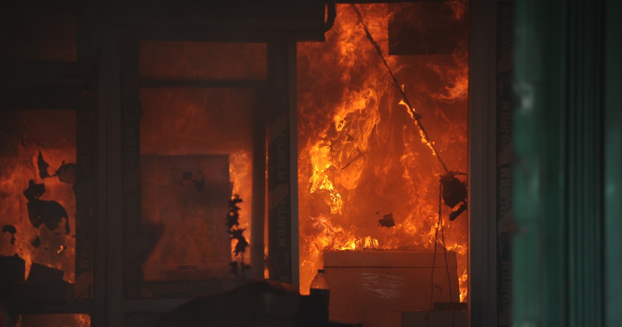 Nocny pożar w domu spokojnej starości. Tragiczne wieści z Indonezji