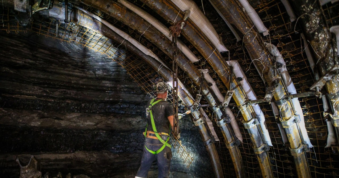 Kolejna górnicza spółka z problemami. "Brak jest jakichkolwiek robót"