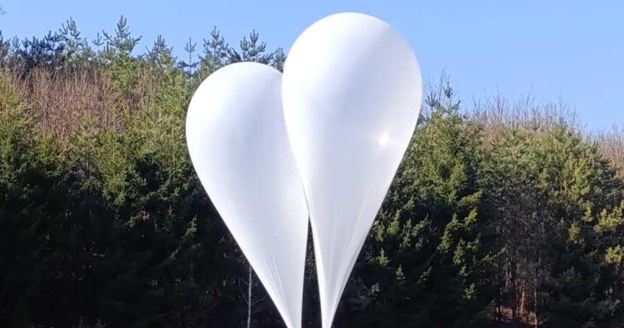 Niezidentyfikowane balony w Małopolsce. Mają doczepione pakunki
