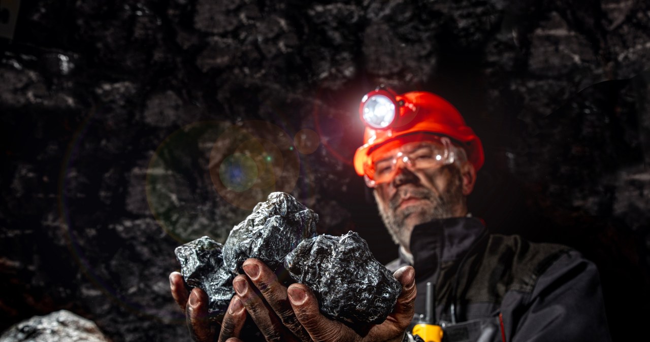 Pogotowie strajkowe w Polskiej Grupie Górniczej. Związkowcy piszą do premiera