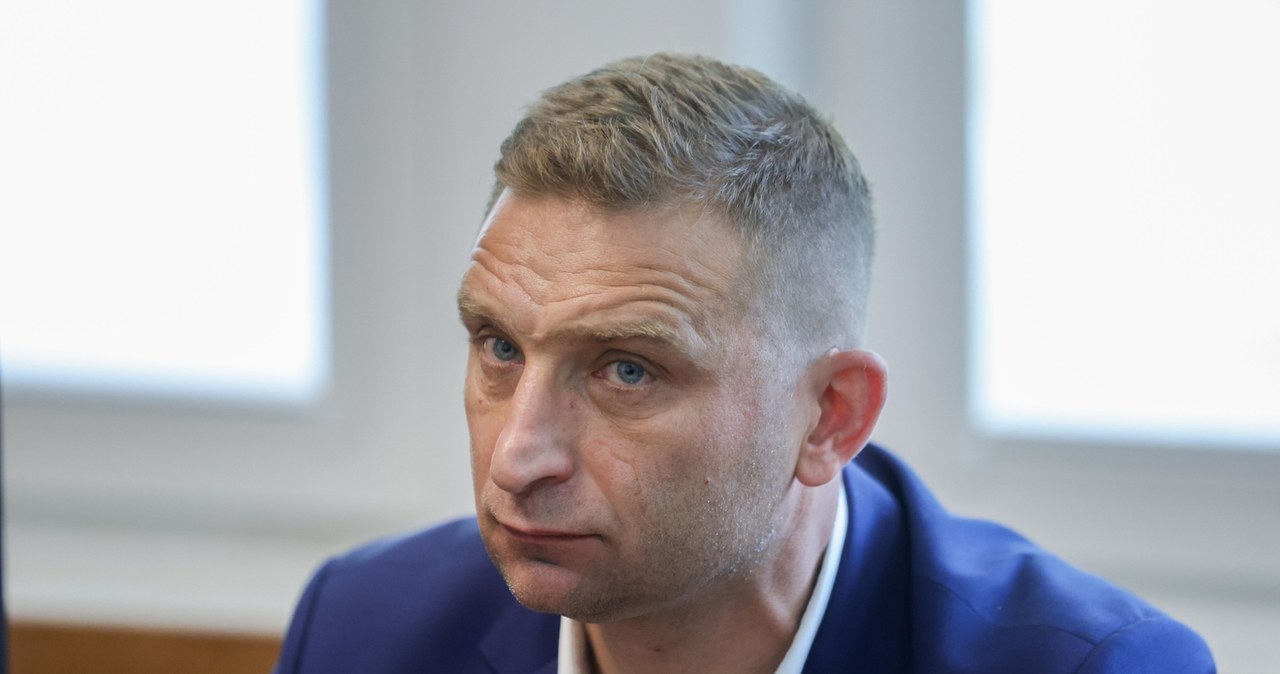 Ułaskawiony Bąkiewicz reaguje. Zwrócił się do prezydenta