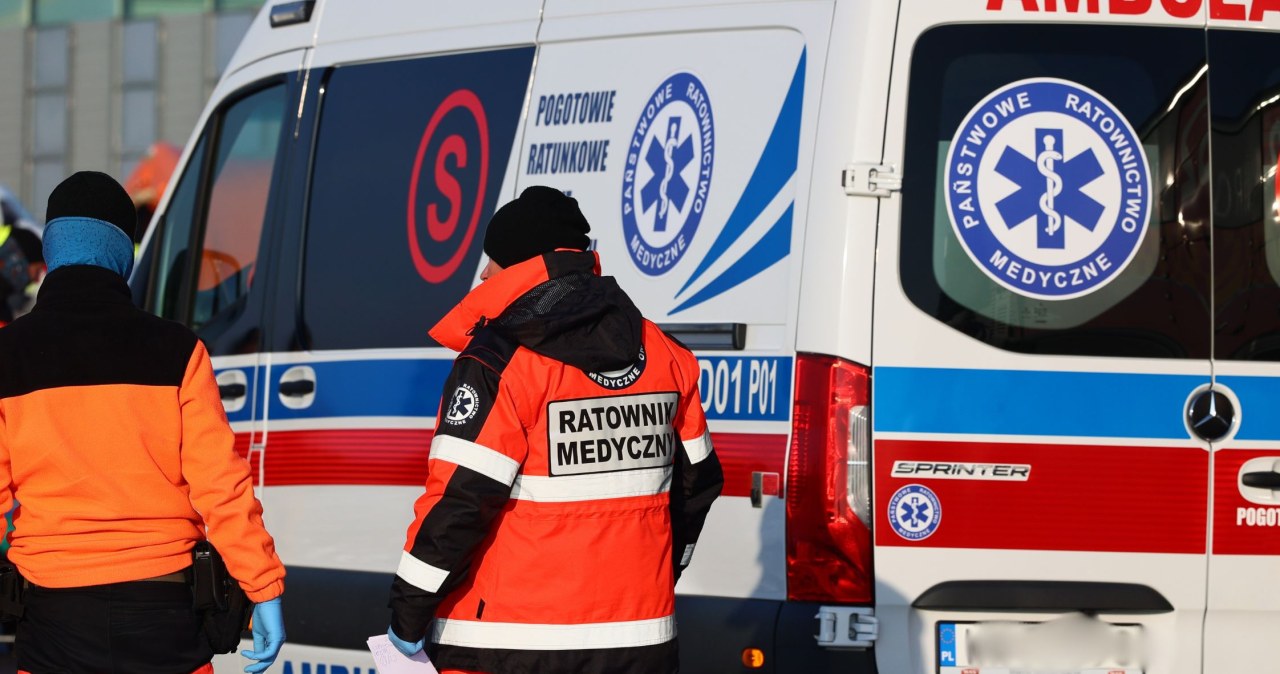 Kamizelki nożoodporne w karetkach "później niż planowano". Jest nowy termin