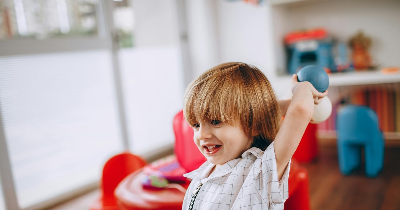 W których żłobkach i przedszkolach w Łodzi Twoje dziecko może liczyć na zdrowy rozwój emocjonalny?