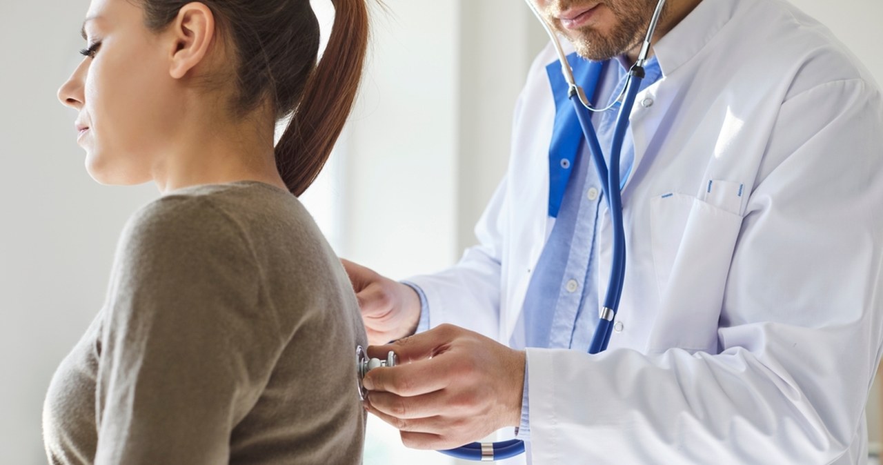 Krztusiec nie tylko u dzieci. Ekspertka: Każdy dorosły powinien się zaszczepić