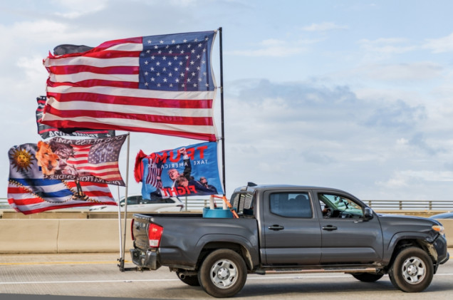 Trump triumfuje: Toyota przenosi się z Meksyku do USA