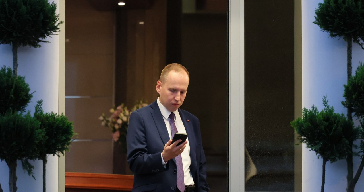 "Akt politycznej zemsty". Andruszkiewicz wezwany do prokuratury