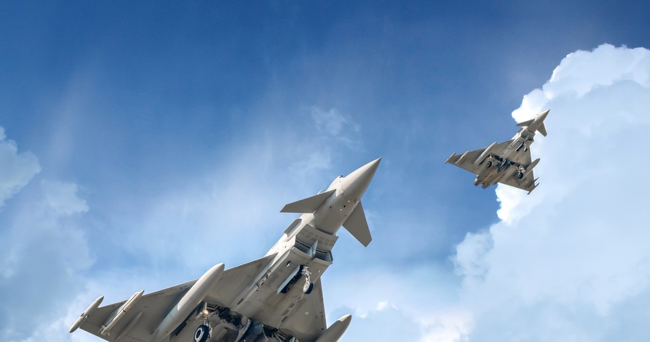 RAF podrywa myśliwce. Rosyjski bombowiec w pobliżu Szkocji