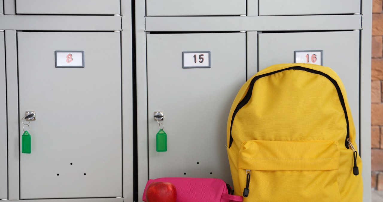 Filmy dla dorosłych ze szkolnej szatni? Skandal na Limanowszczyźnie