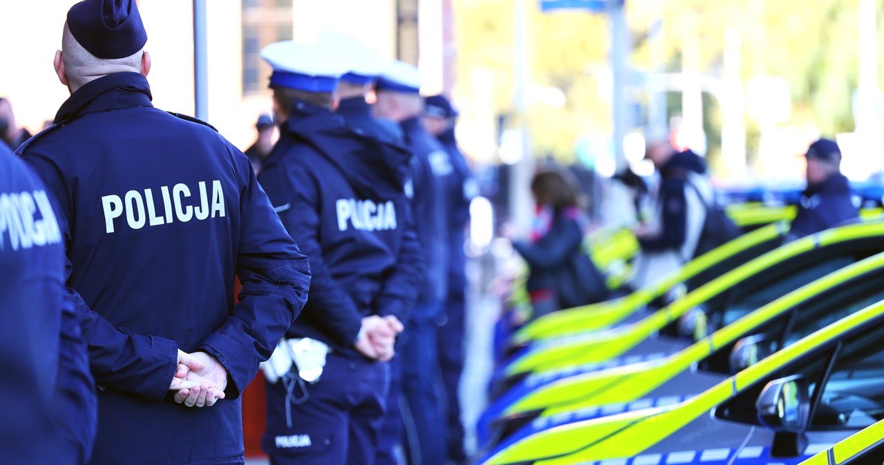 Policja postawiona w stan gotowości. Ogłoszono alarm