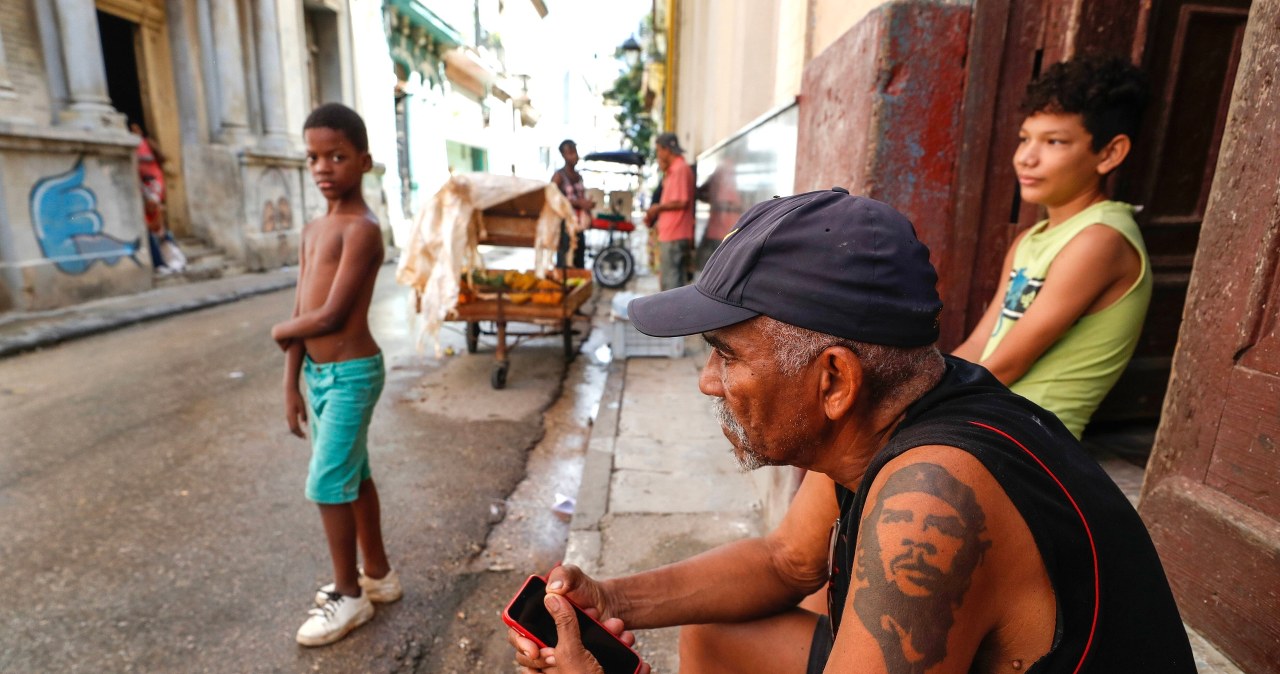 Sytuacja na wyspie nie napawa optymizmem. Ostatnio stracili ważnego sojusznika