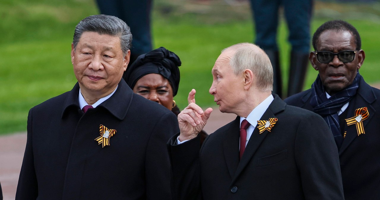 Putin rozmawiał z Xi Jinpingiem. W tle spotkanie z Trumpem