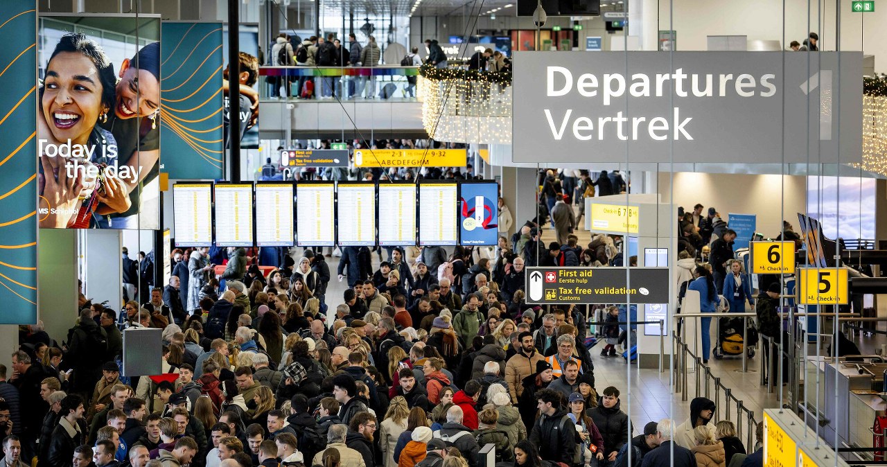 Paraliż jednego z największych lotnisk w Europie. Odwołane i opóźnione loty