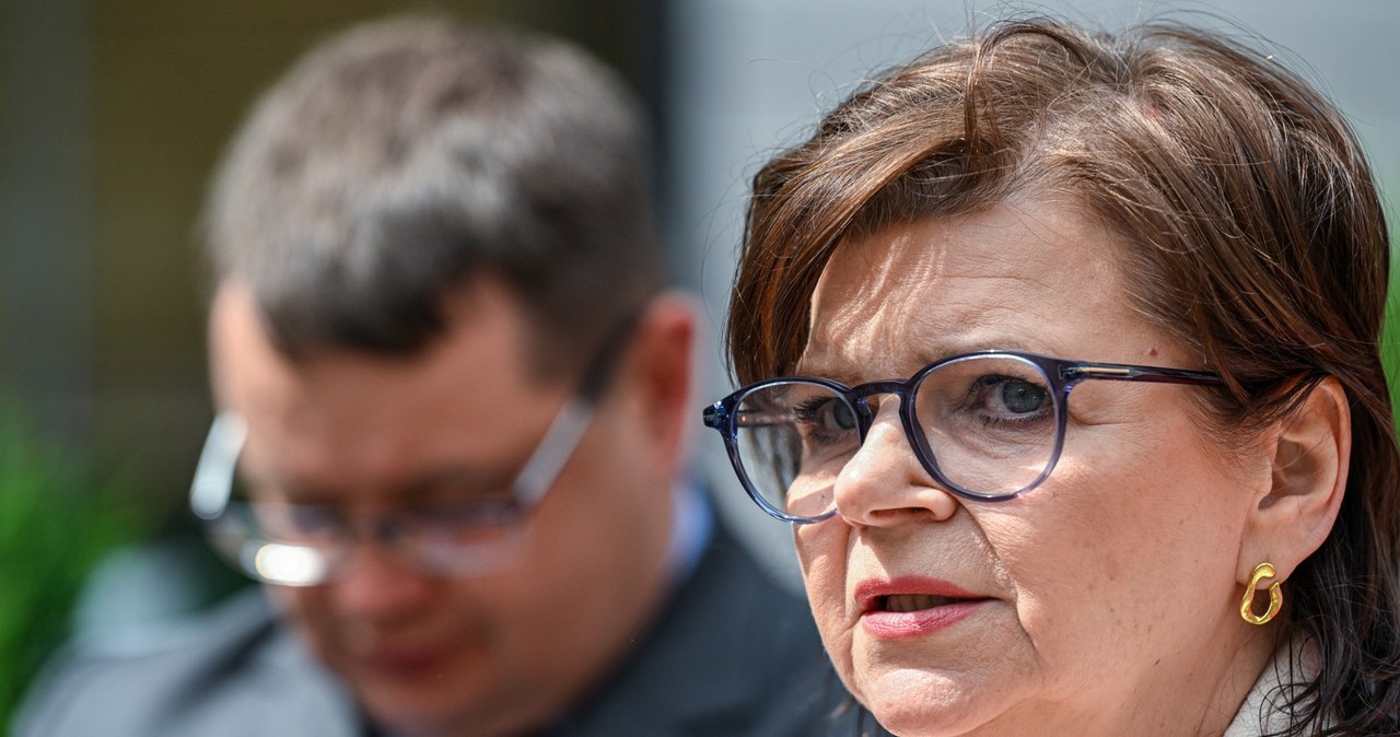 Izabela Leszczyna chce trzeciej dotacji z budżetu państwa na NFZ