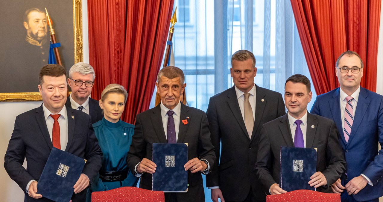 Umowa koalicyjna podpisana. Czesi rozdzielili stanowiska