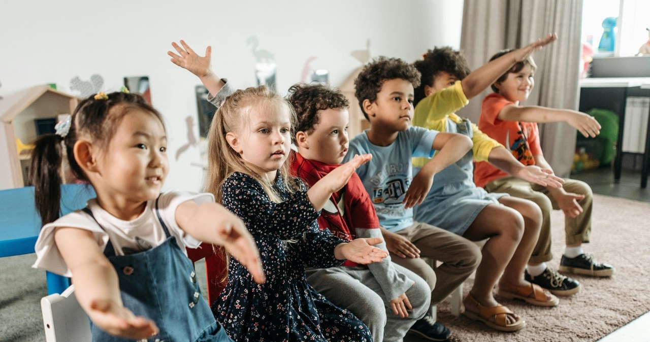 Zastanawiasz się nad prywatnym przedszkolem w Katowicach? Zobacz, jak może wyglądać przykładowy tydzień dziecka w takiej placówce?
