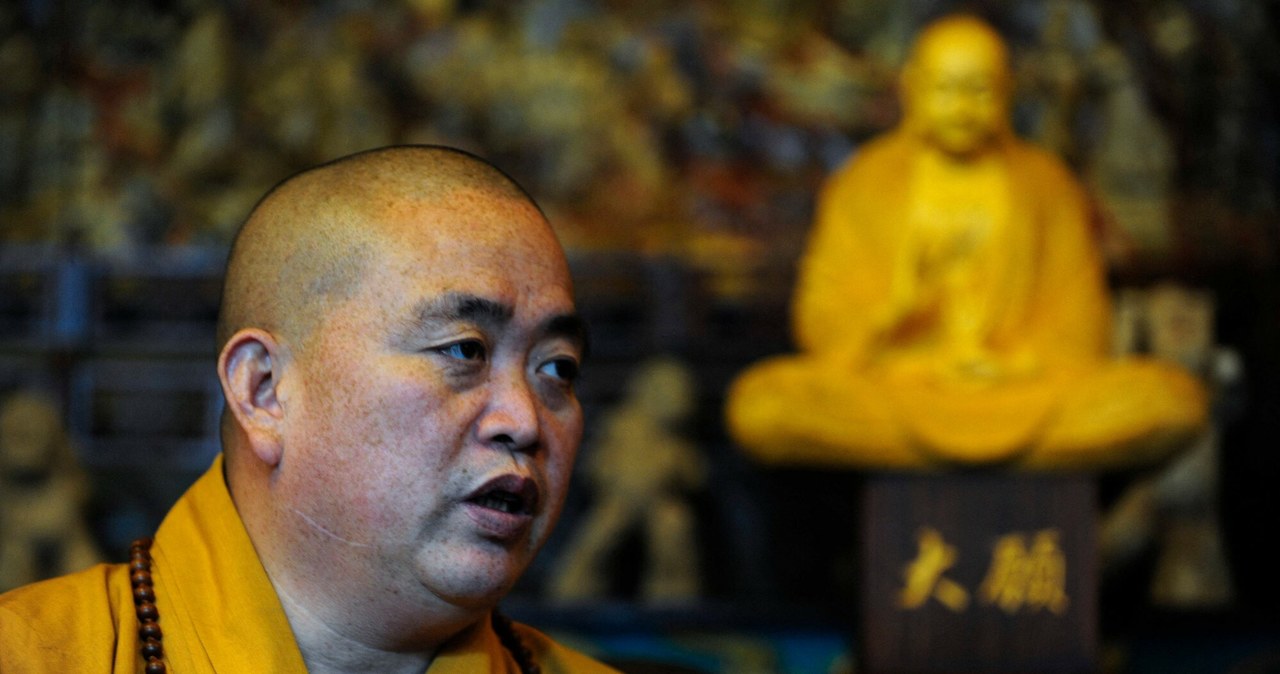 Opat Shaolin pod lupą służb. Upadek mnicha-CEO