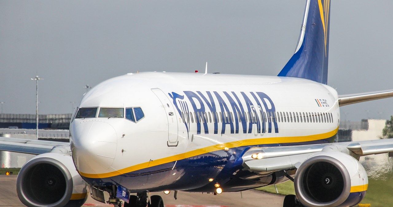 Naraził 170 pasażerów. Ryanair pozwał Polaka