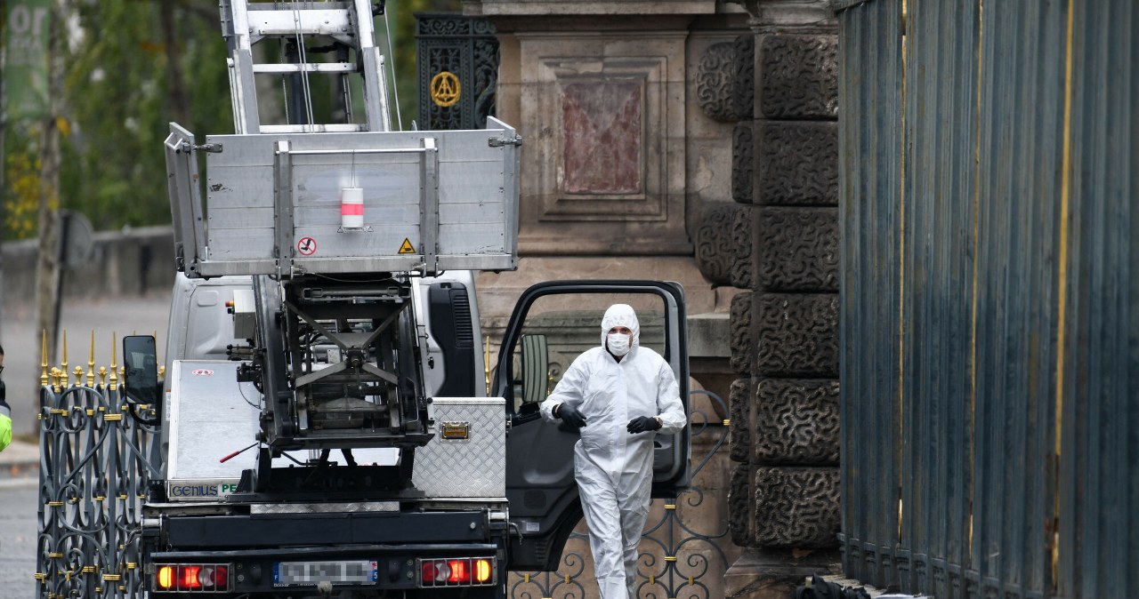 Napad stulecia w Luwrze. Szokujące ustalenia ws. zabezpieczeń muzeum