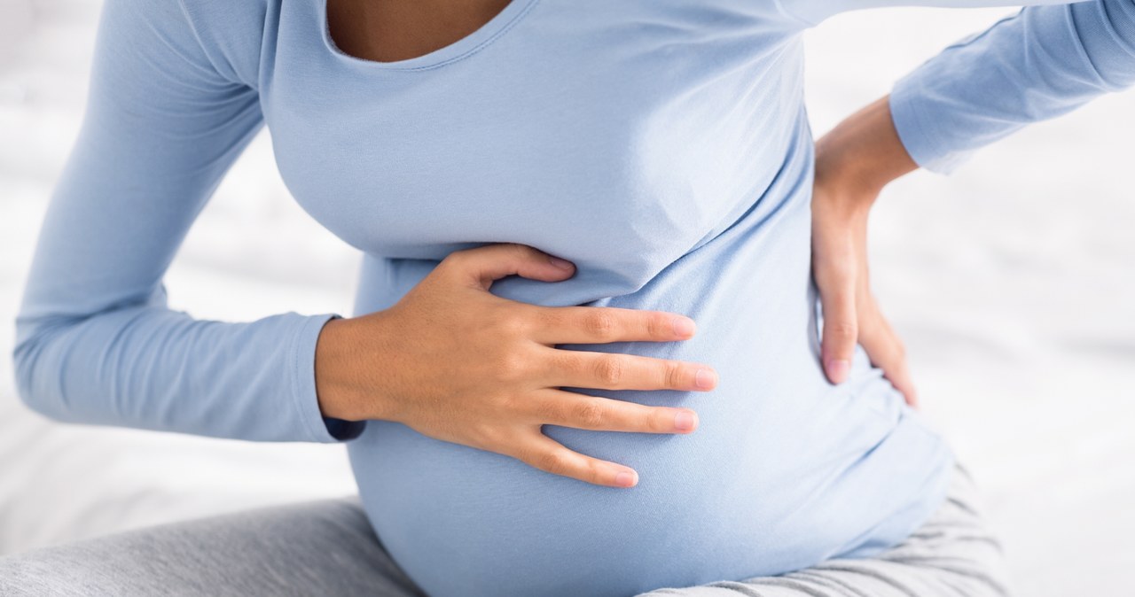 Ranił nożem ciężarną partnerkę